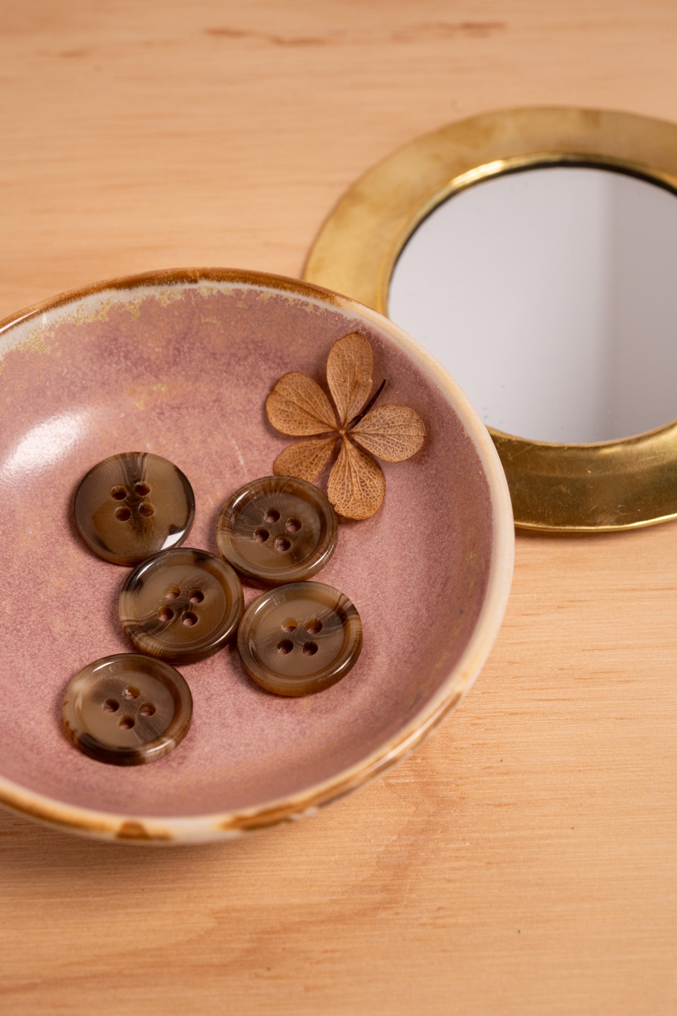 Bouton écailles Chocolat au lait