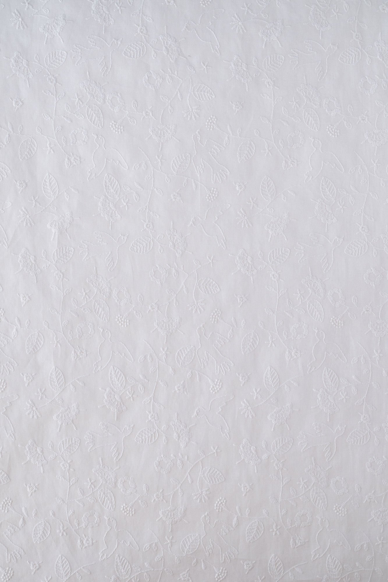 Broderie anglaise blanche motifs oiseaux