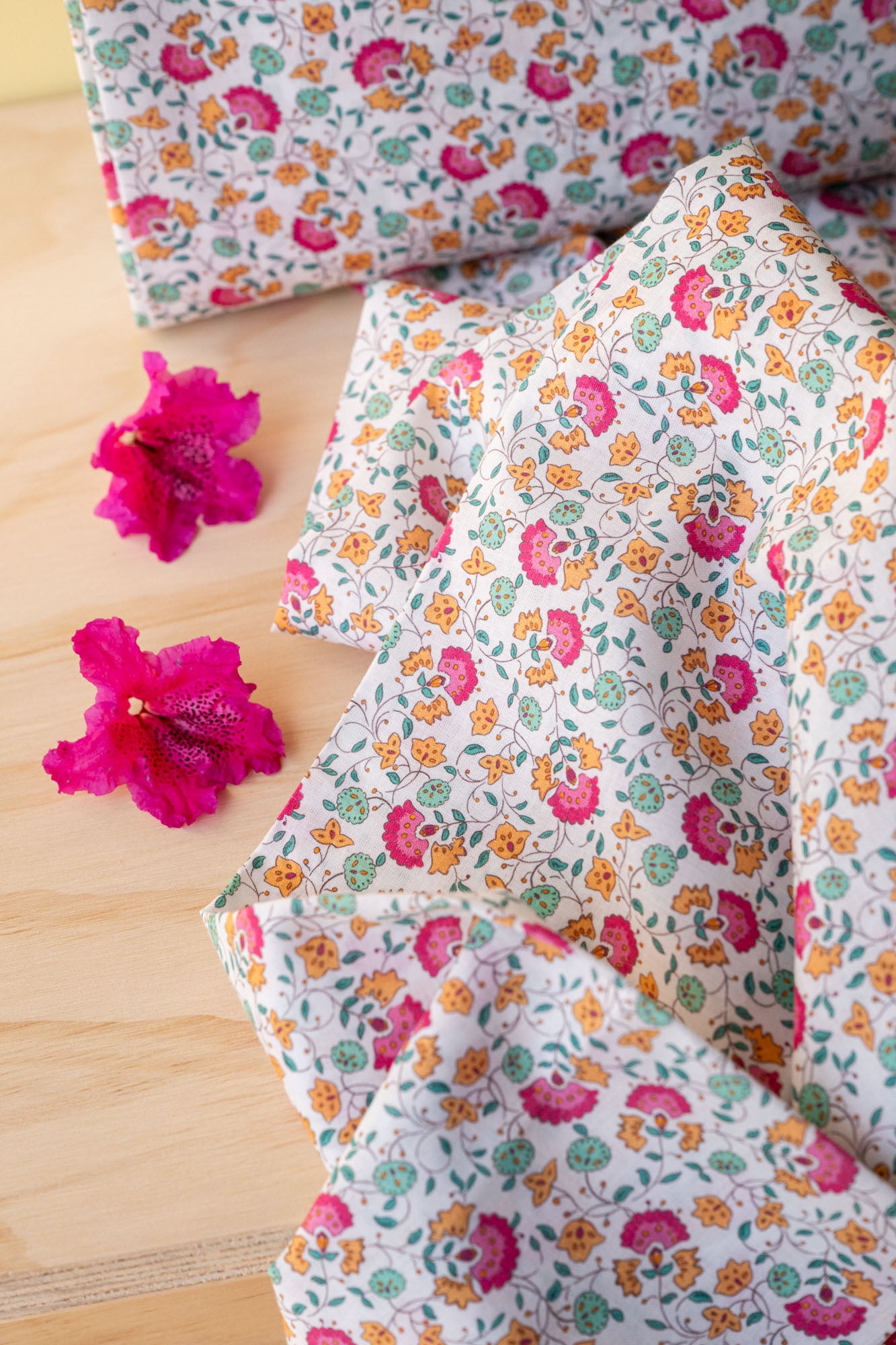 Voile de coton BIO fleuri "Bohémia"