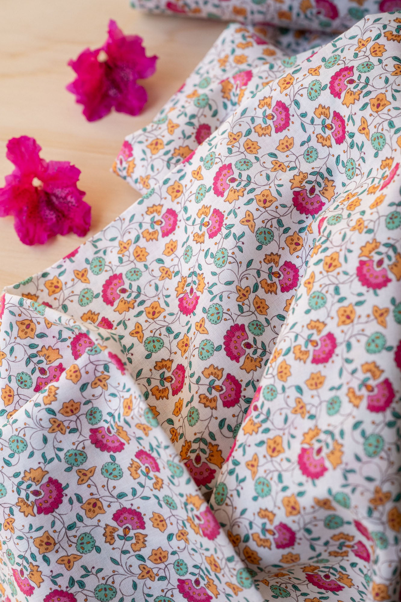 Voile de coton BIO fleuri "Bohémia"