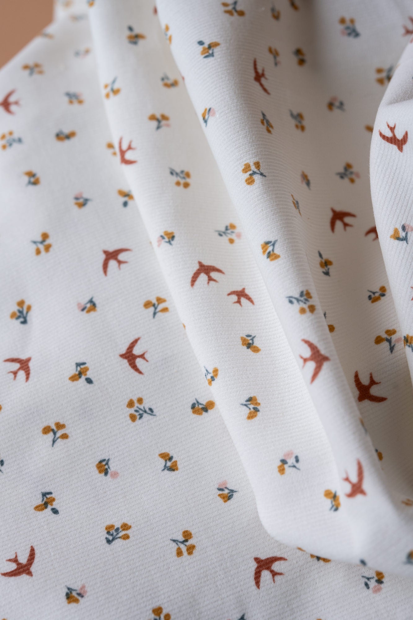 Tissu velours milleraies «Birdy»